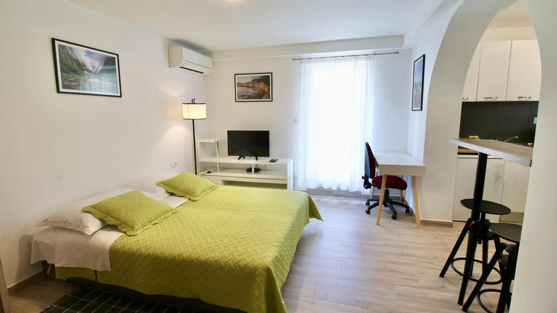 Velin Apartment Split